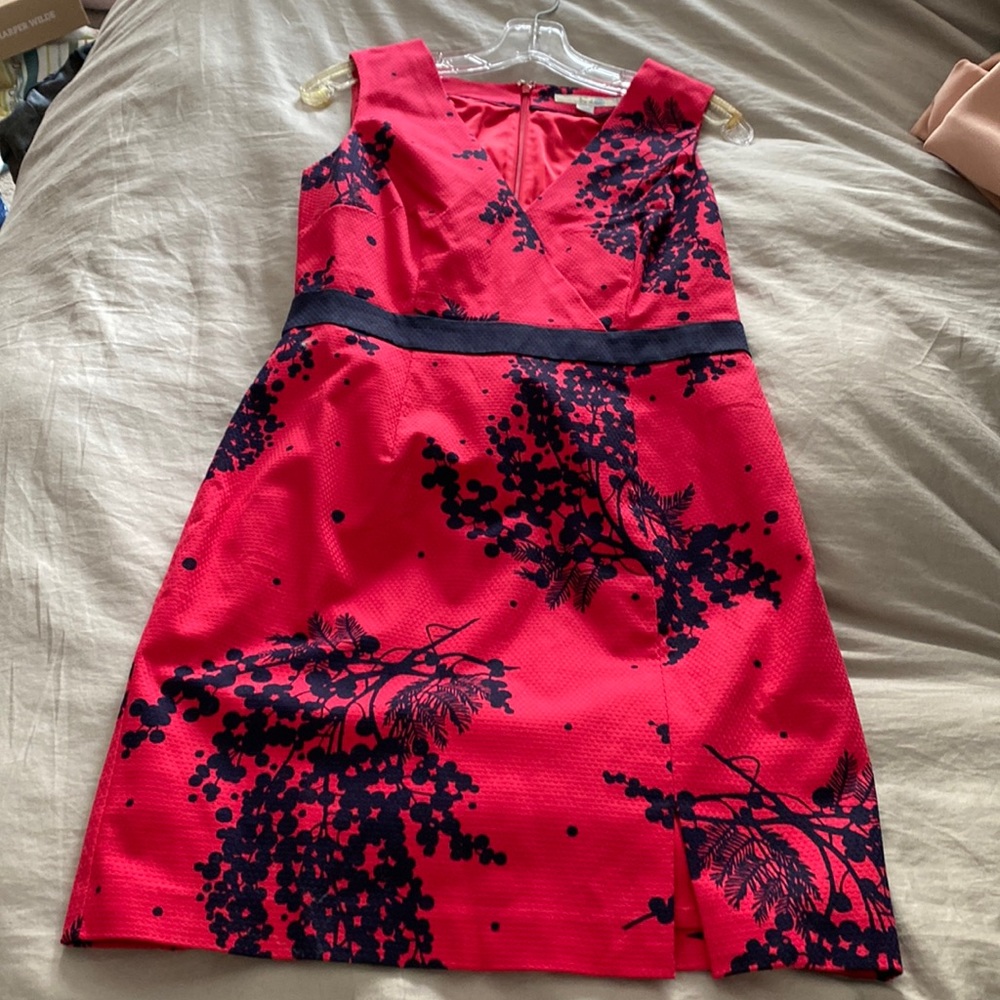 Boden 8P Red V-neck dress